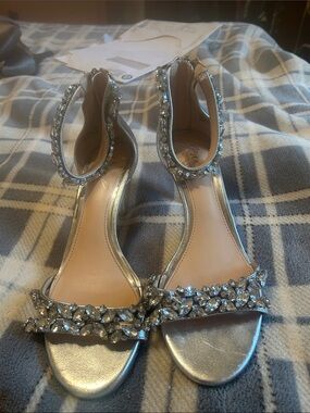 Silver Jeweled Ankle-Strap Heels for Women Bartley Mischa size 6 1/2